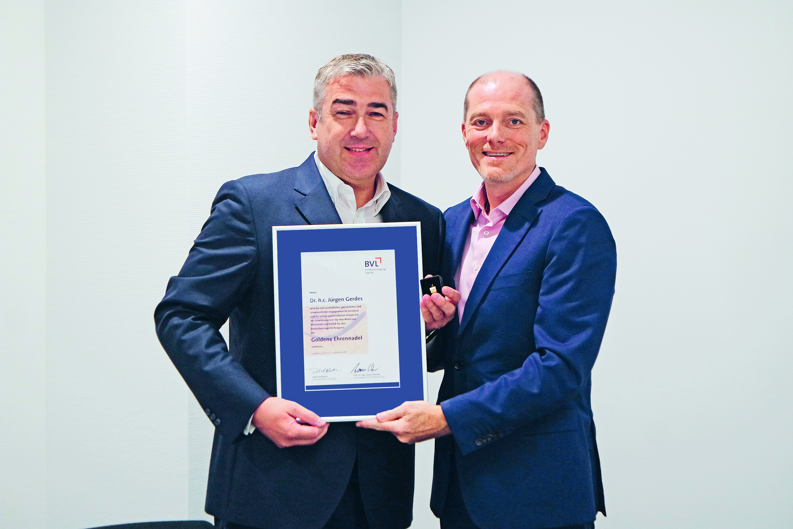 Jürgen Gerdes was also presented with the badge of honour in gold.