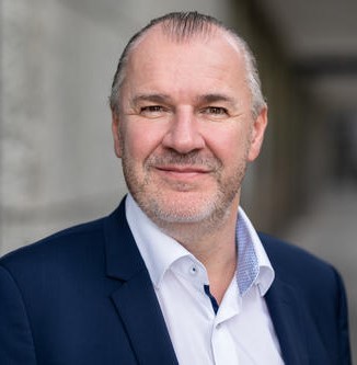 Prof. Dr. Manfred Hauswirth