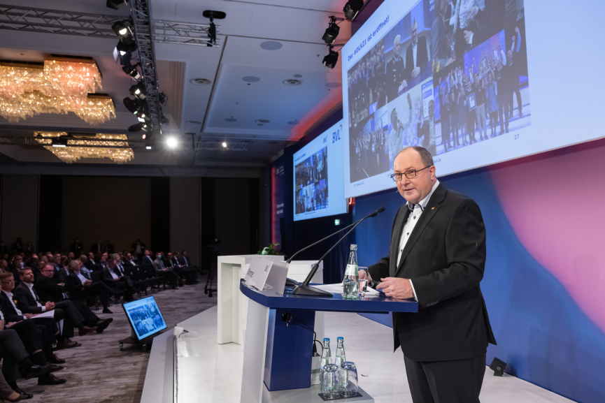 Die Zukunft der Logistik in Zeiten unsicherer Lieferketten / Deutscher Logistik-Kongress 2021 in Berlin eröffnet