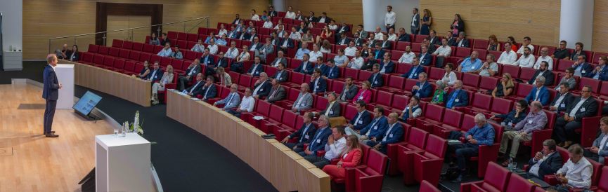 „So autonom wie notwendig und so offen, global und marktorientiert wie möglich“