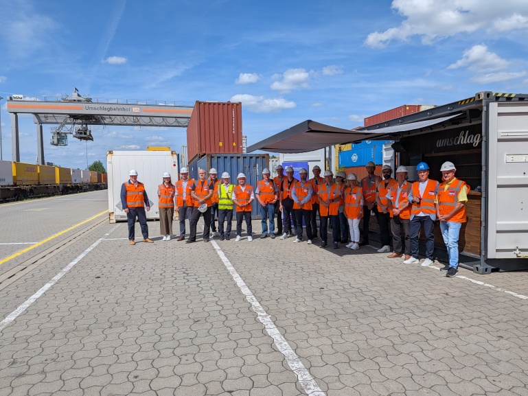 Rückblick zum 225. Treffen der Regionalgruppe Berlin-Brandenburg im KV-Terminal der DUSS am 8.6.2026