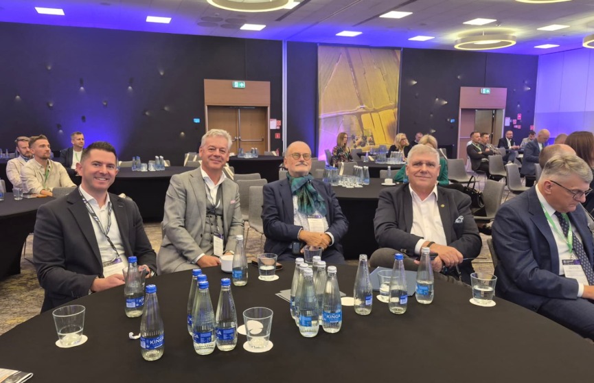 Review  FUTURELOG 2026 – it was something else!