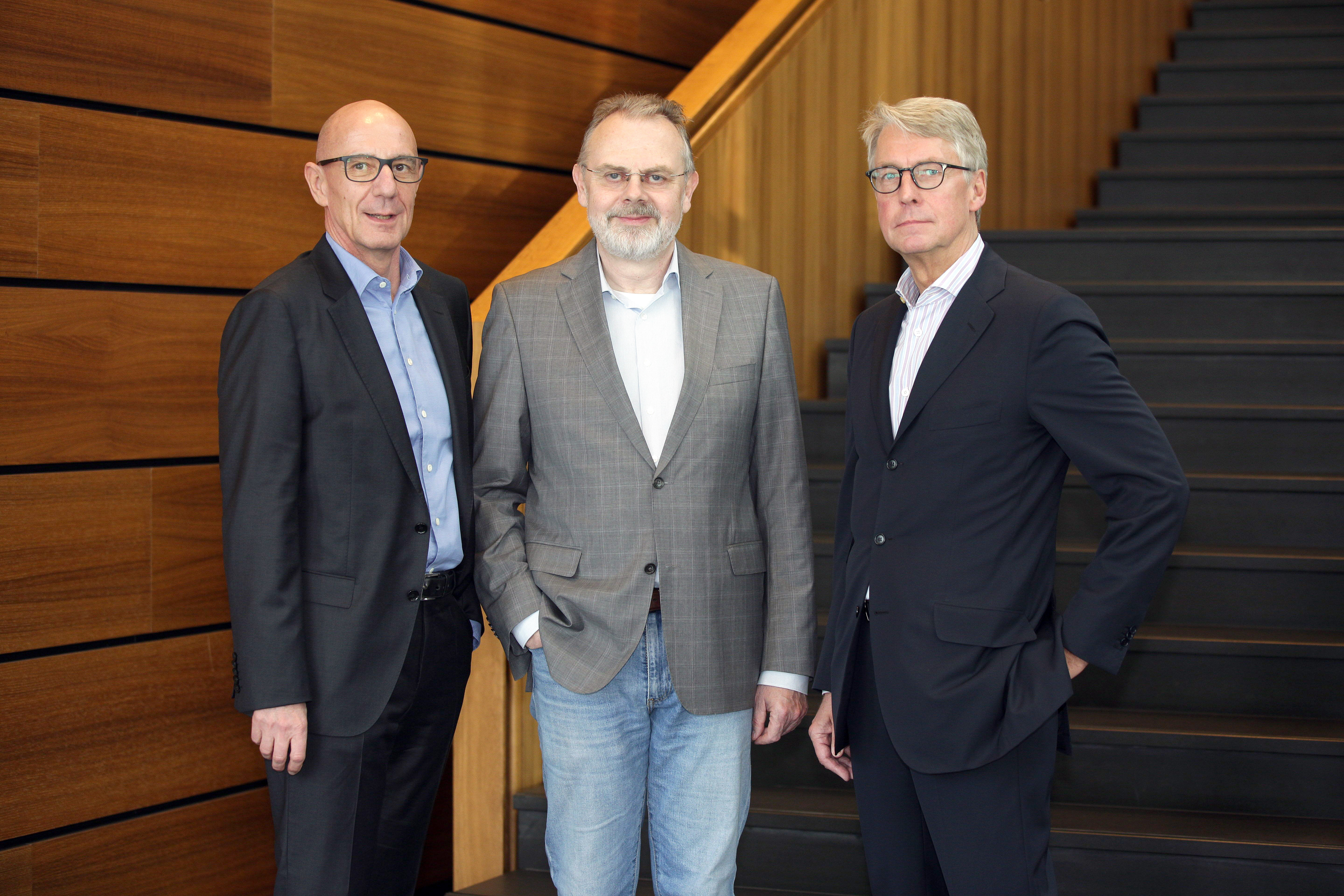 Wurden nach drei Amtszeitung satzungsgemäß aus dem Vorstand verabschiedet: Frank Wiemer, Karl A. May und Joachim Limberg (v.l.)