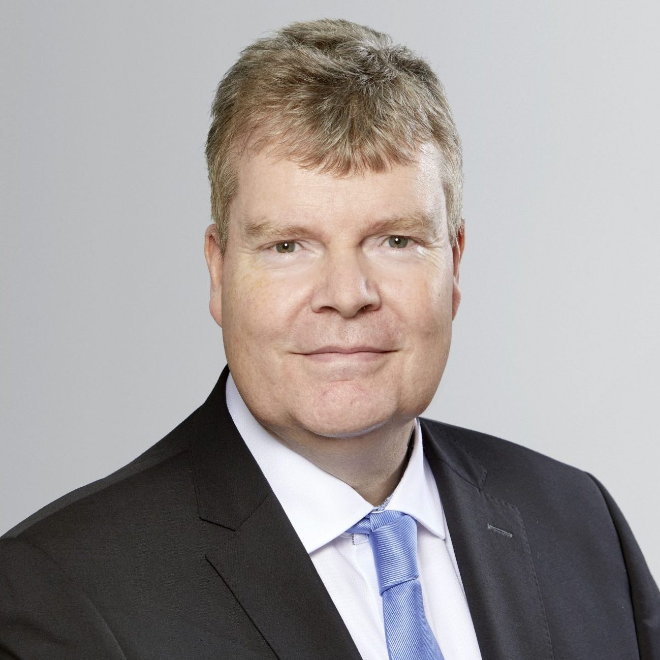 Volker Brück, Director Business Development, AMOVA