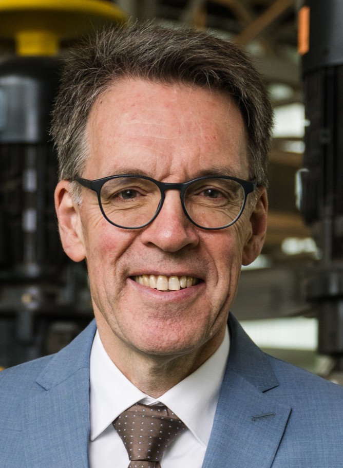Prof. Dr.-Ing. habil.  Thorsten Schmidt