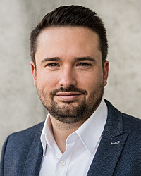 Roland Lazina