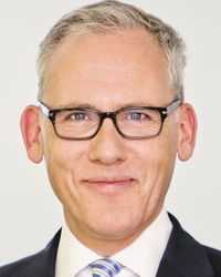 Dr. Stefan Wolff