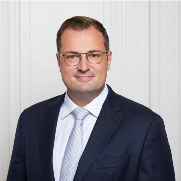 Franz Kleinschmidt, Salary Partner, ARNECKE SIBETH DABELSTEIN Rechtsanwälte Steuerberater Partnerschaftsgesellschaft mbB